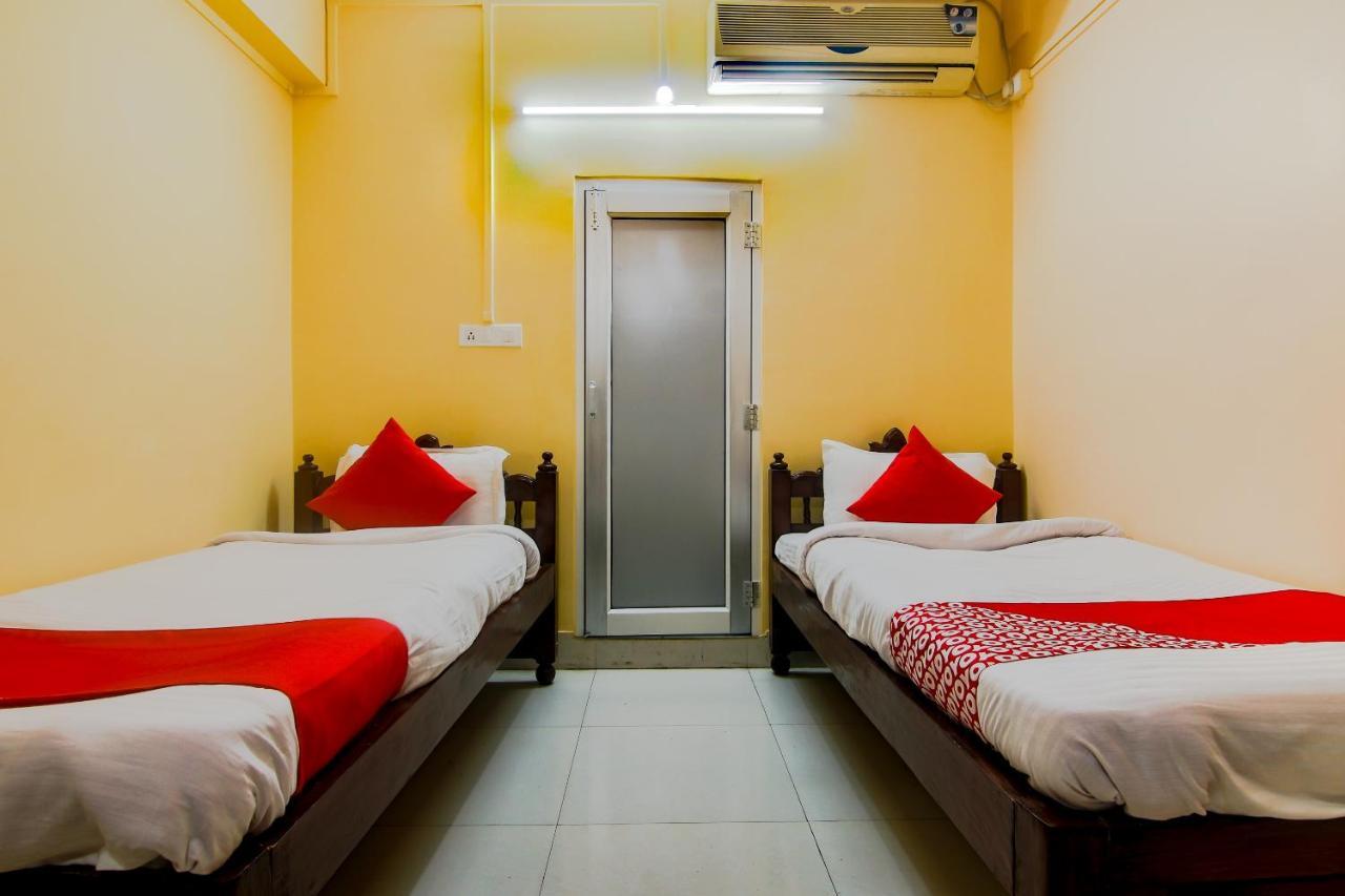 Oyo Dayal Residency Tezpur Bagian luar foto